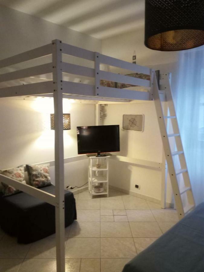Apartament Blue Sea Aci Castello Zewnętrze zdjęcie